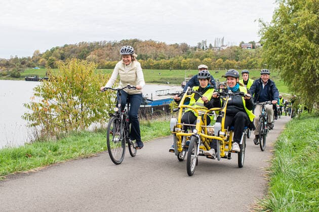 Queen Mathilde of Belgium rides a bike during a royal visit to the province of Walloon Brabant as part of the initiative Together in motion for mental well-being , in Ittre, Tuesday 08 November 2022. The Queen will celebrate her 50th birthday on January 20, 2023 and wishes on this occasion to spread a positive message on mental well-being in our country. Between July and December, and under the motto Let s move forward together for mental well-being ,  JONASxROOSENS 48934634