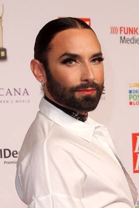 Conchita Wurst Tom Neuwirth bei der Verleihung Goldene Bild der Frau am 9.11.2022 in Hamburg Goldene Bild der Frau Verleihung 2022 in Hamburg