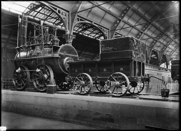 IMAGO History, Die Geburt des Eisenbahnverkehrs: 1802-1830 RECORD DATE NOT STATED Locomotion No 1, York Railway Station, 1900-1940. Creator: Edwin Dockree. Copyright:xHistoricxEnglandxArchive HeritagexImagesx IMAGO ,2887839 ! ACHTUNG: AUFNAHMEDATUM GESCHÄTZT!  Copyright:HistoricxEnglandxArchive HeritagexImagesx IMAGO