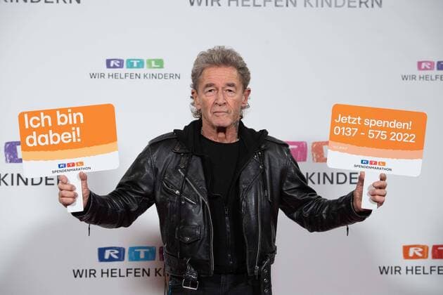 Bilder des Jahres 2022, Entertainment 11 November Entertainment Themen der Woche KW46 Entertainment Bilder des Tages Peter MAFFAY, Saenger, 27. RTL Spendenmarathon Wir helfen Kindern , Fernsehen, 17.-18.11.2022. *** Peter MAFFAY, Saenger, 27 RTL Spendenmarathon Wir helfen Kindern , Television, 17 18 11 2022