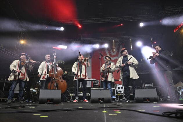 The Concert for Future commemorating the national holiday in the Czech Republic before the crowded Wenceslas Square in Prague centre, Czech Republic, November 17, 2022. (CTKxPhoto VitxSimanek) CTKPhotoP2022111707047 