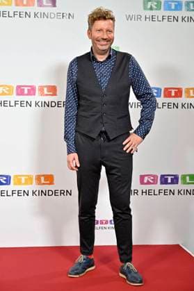 Thorsten Schorn beim 27. RTL-Spendenmarathon 2022 im Studio 8 der EMG Studios. Hürth, 17.11.2022 *** Thorsten Schorn at the 27 RTL Spendenmarathon 2022 in Studio 8 of EMG Studios Hürth, 17 11 2022 Foto:xD.xAnoraganingrumx xFuturexImage