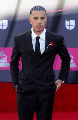 Ray Alejandro at arrivals for 23rd Annual Latin GRAMMY Awards 2022, Michelob ULTRA Arena, Mandalay Bay Resort Casino, Las Vegas, NV November 17, 2022. Photo By: MORA Everett Collection at arrivals for 23rd Annual Latin GRAMMY Awards 2022, Michelob ULTRA Arena, Mandalay Bay Resort Casino, Las Vegas, NV November 17, 2022. Photo By: MORA Everett Collection PUBLICATIONXNOTxINxCANxCHNxFRAxITAxJPNxNORxPOLxRUSxESPxUKxUSA