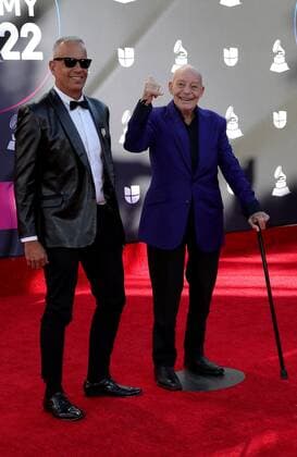 Gerry Weil, Simfonico at arrivals for 23rd Annual Latin GRAMMY Awards 2022 - Part 2, Michelob ULTRA Arena, Mandalay Bay Resort Casino, Las Vegas, NV November 17, 2022. Photo By: MORA Everett Collection at arrivals for 23rd Annual Latin GRAMMY Awards 2022 - Part 2, Michelob ULTRA Arena, Mandalay Bay Resort Casino, Las Vegas, NV November 17, 2022. Photo By: MORA Everett Collection PUBLICATIONXNOTxINxCANxCHNxFRAxITAxJPNxNORxPOLxRUSxESPxUKxUSA