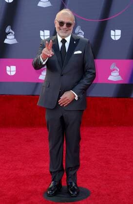 Manuel Abud at arrivals for 23rd Annual Latin GRAMMY Awards 2022 - Part 2, Michelob ULTRA Arena, Mandalay Bay Resort Casino, Las Vegas, NV November 17, 2022. Photo By: MORA Everett Collection at arrivals for 23rd Annual Latin GRAMMY Awards 2022 - Part 2, Michelob ULTRA Arena, Mandalay Bay Resort Casino, Las Vegas, NV November 17, 2022. Photo By: MORA Everett Collection PUBLICATIONXNOTxINxCANxCHNxFRAxITAxJPNxNORxPOLxRUSxESPxUKxUSA