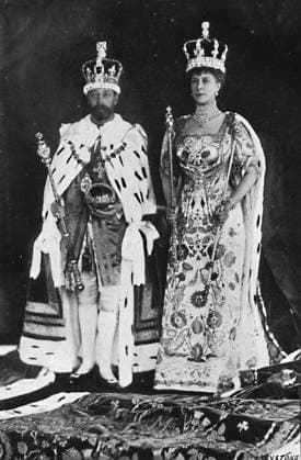 RECORD DATE NOT STATED In spring 1910, King Edward VII died, in March 1911, King George V was crowned , 1911, (1945). Artist: Unknown. Copyright:xThexPrintxCollector HeritagexImagesx IMAGO ,2648912 ! ACHTUNG: AUFNAHMEDATUM GESCHÄTZT!  Copyright:ThexPrintxCollector HeritagexImagesx IMAGO
