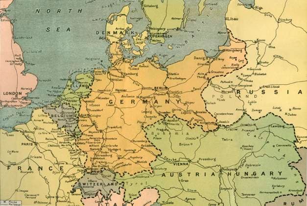 RECORD DATE NOT STATED Map of Central Europe, Showing the Principal Theatre of War , 1919. Creator: London Geographical Institute. Copyright:xGermany,Europa,mar,France,Switzerland,Dinamarca,continente,geografia,Holland,PaísesxBaixos,Bélgica,cor,Poland,guerra,posição,século,império,Rússia,primeiraxguerraxdexmundo,conceito,MarxNorte,canaleta,CanaletaxInglesa,Cor,,World.war.i,WWI,GuerraxDexMundoxUma,1910s,20oxséculo,ThexPrintxCollector,map,Austria-Hungary,Knight,Austro-HungarianxEmpire,CaxtonxPublishingxCompany,WilliamxStanleyxMacbeanxKnight,WilliamxStanleyxMacbean,W.xStanleyxMacbeanxKnight,WxStanleyxMacbeanxKnight,W.xStanleyxMacbean,WxStanleyxMacbean,W.xS.xM.,W.xS.xM.xKnight,CaxtonxPulishingxCompanyxLim,theatrexofxwar,LondonxGeographicalxInstitutex IMAGO ,271100  Copyright:Germany,Europa,mar,France,Switzerland,Dinamarca,continente,geografia,Holland,PaísesxBaixos,Bélgica,cor,Poland,guerra,posição,século,império,Rússia,primeiraxguerraxdexmundo,conceito,MarxNorte