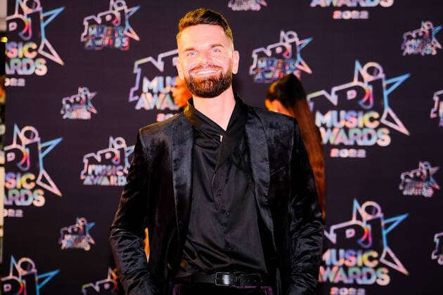 24eme NRJ Music Awards, arrivÃ e sur le Tapis Rouge en attente des nominations. Keen V. 286122 2022-11-18 Provence Alpes Cote d Azur Cannes France  Copyright: xPhilippexFarjonx STAR_286122_032