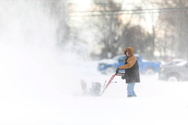 November 19, 2022, Fort Erie, ON, Canada: A man uses a snowblower in Fort Erie, Ont., during an early winter storm that delivered high winds and large amounts of snow across southern Ontario and western New York, Saturday, Nov. 19, 2022. Fort Erie Canada  - ZUMAc35_ 20221119_zaf_c35_120 Copyright: xNickxIwanyshynx