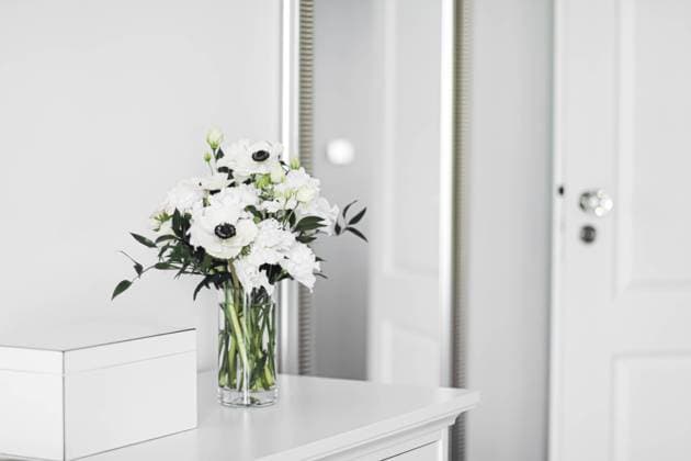 Bouquet of flowers in vase and home decor details, luxury interior design Bouquet of flowers in vase and home decor details, luxury interior design closeup Copyright: xZoonar.com anneleven.comx 16943075