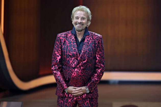 ZDF - Wetten, dass...? Fernsehmoderator Thomas Gottschalk während der ZDF - Fernsehshow Wetten , dass...? am 19.11.2022 live aus Friedrichshafen. 20221119SBK0002 *** ZDF Wetten , dass TV host Thomas Gottschalk during the ZDF TV show Wetten , dass on 19 11 2022 live from Friedrichshafen 20221119SBK0002