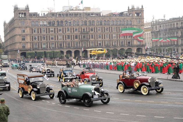 Mexican Revolution 112th Anniversary November 20, 2022, Mexico City, Mexico: Persons take part during the 112th anniversary of the Mexican Revolution. on November 20, 2022 in Mexico City, Mexico. (Photo by Carlos Tischler Eyepix Group) Copyright: xCarlosxTischler xEyepixxGroupx CT_20112022_81676