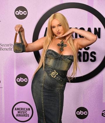 Kim Petras attends the 2022 American Music Awards at Microsoft Theater on November 20, 2022 in Los Angeles, California. Photo: Casey Flanigan imageSPACE MediaPunch Copyright: ximageSPACEx