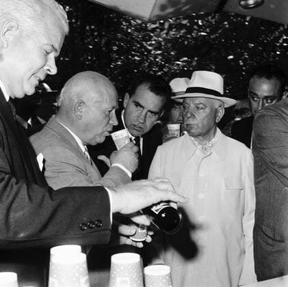 RECORD DATE NOT STATED American National Exhibition, Moscow, USSR, 1959. Artist: Unknown Copyright:x?xFinexArtxImages HeritagexImagesx IMAGO ,2548168 ! ACHTUNG: AUFNAHMEDATUM GESCHÄTZT!  Copyright:?xFinexArtxImages HeritagexImagesx IMAGO