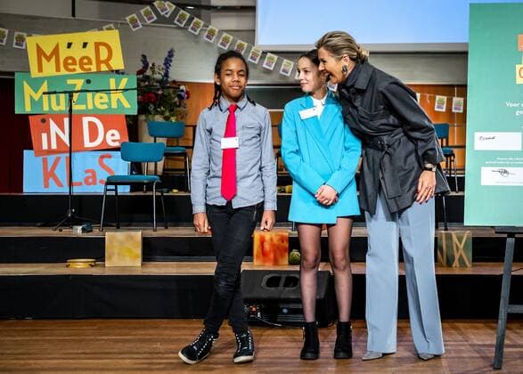 Entertainment Bilder des Tages HILVERSUM - Queen Maxima during a working visit to the Muziekcentrum van de Omroep. During the visit, the Queen will attend the signing of the Music Agreement for special education, as honorary chairman of the Meer Muziek in de Klas foundation. ANP REMKO DE WAAL netherlands out - belgium out