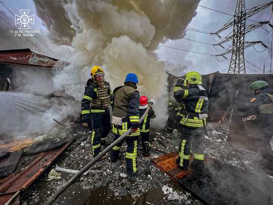 These images show rescue workers dealing with the consequences of missile attacks on Kyiv on Wednesday afternoon (23November2022). In one of the districts of the region, a rocket hit a 4-story residential building. Six people were killed and 36 more were injured in Russian strikes on several regions of Ukraine on November 23. Chief of the National Police of Ukraine Ihor Klymenko said his officials had recorded missile strikes on 16 objects across Ukraine. In particular, I can confirm that a house in Vyshgorod town, Kyiv region, was hit. Three people were killed and 20 were injured. In total, six people were killed and 36 more were injured in Ukraine as a result of Russia?s evening and midday strikes, Klymenko said. On Wednesday Russ Copyright: xx 52212608 EDITORIAL USE ONLY. NOT FOR USE BY NEWSPAPERS BASED IN THE UK.