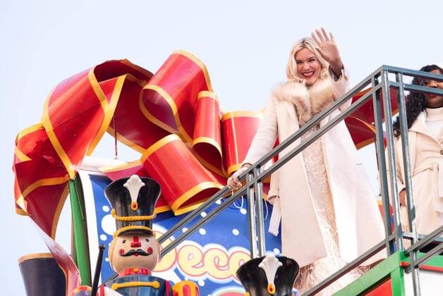 Bilder des Jahres 2022, Entertainment 11 November Entertainment Themen der Woche KW47 Entertainment Bilder des Tages 96th Annual Macy s Thanksgiving Day Parade. Featuring: Joss Stone Where: New York, New York, United States When: 24 Nov 2022 Credit: Janet Mayer startraksphoto.com Cover Images Copyright: xx 52216960 EDITORIAL USE ONLY. NOT FOR USE BY NEWSPAPERS BASED IN THE UK.