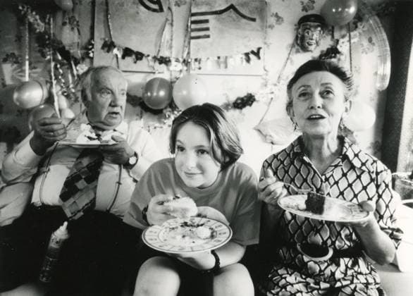 German actors Traugott Buhre, Pablo Ben Jakov, and Heidy Forster in the movie Alles Bob!, Germany 1999 