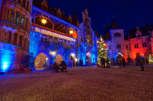 Pressetermin zur Licht- und Musikinstallation Wintermärchen auf Schloss Marienburg. Pattensen, 24.11.2022