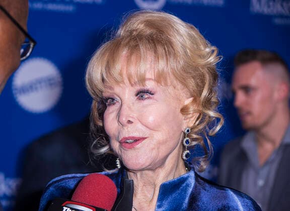 November 19, 2022, Los Angeles, California, USA: Barbara Eden on the red carpet of the 2022 Make a Wish Greater LA Gala to honor the Los Angeles Lakers held on Saturday November 19, 2022 at Paramount Studios in Los Angeles, California. PI Los Angeles USA - ZUMAp124 20221119_zaa_p124_106 Copyright: xJAVIERxROJASx