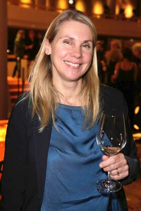 Tanja Schleiff bei der Verleihung des Deutschen Theaterpreises Der Faust 2022 im Düsseldorfer Schauspielhaus. Düsseldorf, 26.11.2022