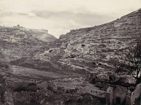 RECORD DATE NOT STATED Mount Moriah, Jerusalem, from the Well of En Rogel, ca. 1857. Creator: Francis Frith. Copyright:xHeritagexArt HeritagexImagesx IMAGO ,2777575 ! ACHTUNG: AUFNAHMEDATUM GESCHÄTZT!  Copyright:HeritagexArt HeritagexImagesx IMAGO