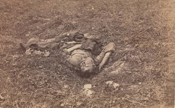RECORD DATE NOT STATED Confederate Soldier on the Battlefield at Antietam , September 1862. Creator: Alexander Gardner. Copyright:xHeritagexArt HeritagexImagesx IMAGO ,2778319 ! ACHTUNG: AUFNAHMEDATUM GESCHÄTZT!  Copyright:HeritagexArt HeritagexImagesx IMAGO