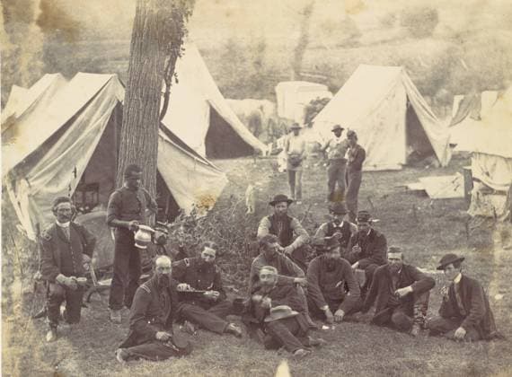 RECORD DATE NOT STATED Group at Headquarters of the Army of the Potomac, Antietam, October 1862, 1862. Creator: Alexander Gardner. Copyright:xHeritagexArt HeritagexImagesx IMAGO ,2778326 ! ACHTUNG: AUFNAHMEDATUM GESCHÄTZT!  Copyright:HeritagexArt HeritagexImagesx IMAGO