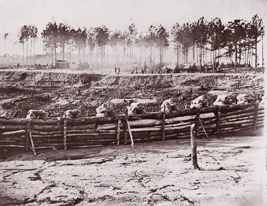 RECORD DATE NOT STATED Extreme Left of Bermuda Hundred Lines, 1861-65. Creator: Andrew Joseph Russell. Copyright:xHeritagexArt HeritagexImagesx IMAGO ,2778432 ! ACHTUNG: AUFNAHMEDATUM GESCHÄTZT!  Copyright:HeritagexArt HeritagexImagesx IMAGO