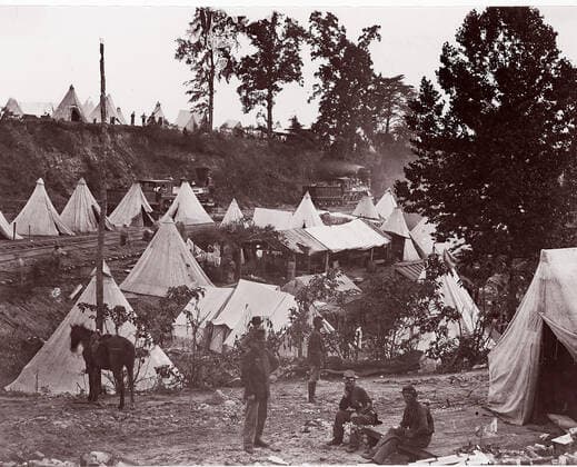 RECORD DATE NOT STATED Military Railroad Camp, City Point, Virginia, 1861-65. Creator: Andrew Joseph Russell. Copyright:xHeritagexArt HeritagexImagesx IMAGO ,2778437 ! ACHTUNG: AUFNAHMEDATUM GESCHÄTZT!  Copyright:HeritagexArt HeritagexImagesx IMAGO