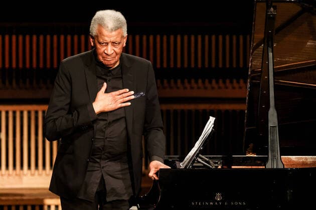 Bilder des Jahres 2022, Entertainment 11 November Entertainment Themen der Woche KW48 Entertainment Bilder des Tages Konzert von Abdullah Ibrahim ( Dollar Brand ) @ RBB Sendesaal Berlni Abdullah Ibrahim ( Dollar Brand ) *** Concert by Abdullah Ibrahim Dollar Brand @ RBB Sendesaal Berlni Abdullah Ibrahim Dollar Brand