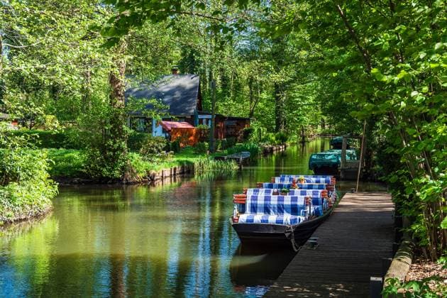 Kahn im Spreewald in Lehde Kahn im Spreewald in Lehde. Copyright: xZoonar.com RicoxKödderx 12038575