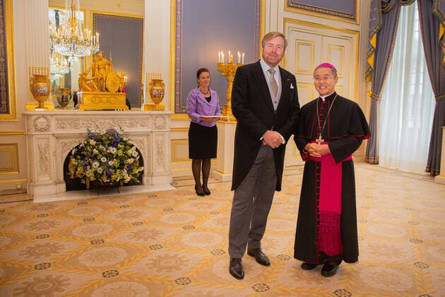 Entertainment Themen der Woche KW48 Entertainment Bilder des Tages 30-11-2022 Palace Presentation of the credentials of ambassador of The Holy See, H.E. Paul Tschang In-Nam to King Willem-Alexander at Noordeinde palace in The Hague. Â  Copyright: xPPEx