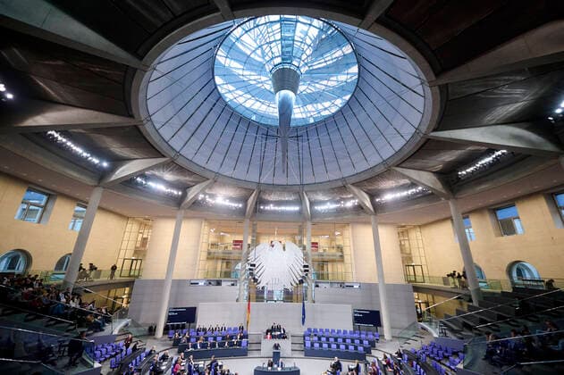 News Themen der Woche KW48 News Bilder des Tages Berlin, Plenarsitzung im Bundestag Der Plenarsaal während der Sitzung des Deutschen Bundestags am 02.12.2022 in Berlin. Berlin Bundestag Berlin Deutschland *** Berlin, plenary session in the Bundestag The plenary hall during the session of the German Bundestag on 02 12 2022 in Berlin Berlin Bundestag Berlin Germany