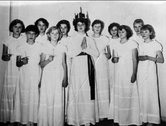 RECORD DATE NOT STATED Undenäs Mission Assembly. Juniors Lucia Fest in 1956. Copyright: xpiemagsx karlsbopie27072022-6565 !ACHTUNG AUFNAHMEDATUM GESCHÄTZT!