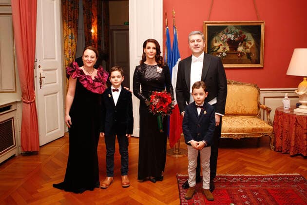 Entertainment Themen der Woche KW48 01-12-2022 Princess Marie receiving the medal of Arts and Letters from ambassador Christophe Parisot at a gala dinner at the French embassy in Copenhagen, in connection with the embassy 100-year location in the Thottske Mansion at Kongens Nytorv. Â  Copyright: xPPEx