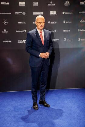 02.12.2022. Düsseldorf. Dr. Peter Tschentscher bei der Verleihung zum 15. Deutschen Nachhaltigkeitspreis im Düsseldorfer Maritim Hotel. Düsseldorf Maritim Hotel Nordrhein-Westfalen Deutschland