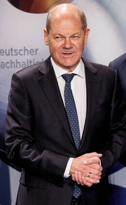 02.12.2022. Düsseldorf. Bundeskanzler Olaf Scholz bei der Verleihung zum 15. Deutschen Nachhaltigkeitspreis im Düsseldorfer Maritim Hotel. Düsseldorf Maritim Hotel Nordrhein-Westfalen Deutschland