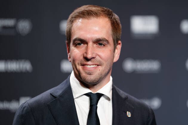 15. Deutscher Nachhaltigkeitspreis in Duesseldorf Philipp Lahm ehemaliger Fussball Nationalspieler im Portrait auf dem Roten Teppich auf dem 15. Deutscher Nachhaltigkeitspreis im Maritim Hotel in Duesseldorf Duesseldorf Nordrhein-Westfalen Deutschland