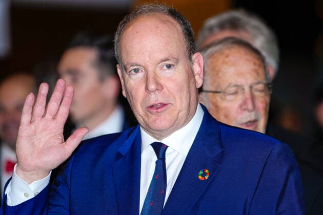 15. Deutscher Nachhaltigkeitspreis in Duesseldorf S.D. Fuerst Albert II. von Monaco der Ehrenpreistraeger im Portrait auf dem Roten Teppich auf dem 15. Deutscher Nachhaltigkeitspreis im Maritim Hotel in Duesseldorf Duesseldorf Nordrhein-Westfalen Deutschland