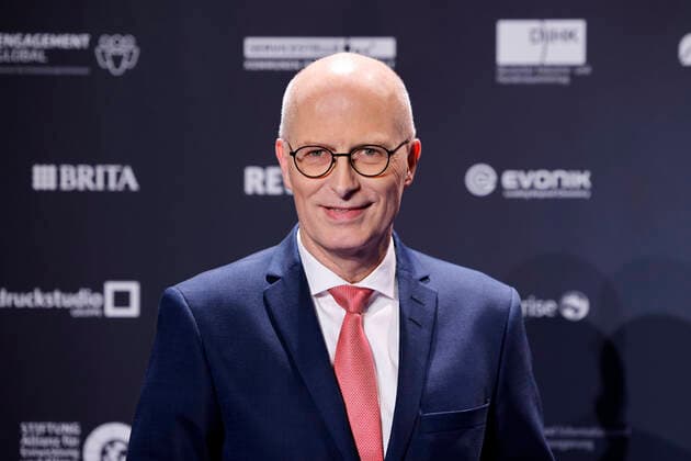 Politiker Peter Tschentscher (SPD) bei der Verleihung des 15. Deutschen Nachhaltigkeitspreises 2022 im Maritim Hotel. Düsseldorf, 02.12.2022 NRW Deutschland Copyright: xChristophxHardtx