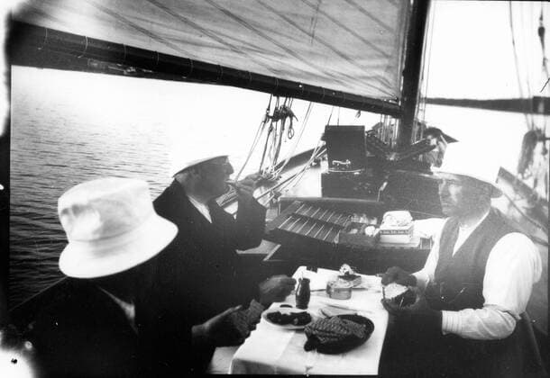 RECORD DATE NOT STATED Göta canal. Ingvor , Skaffing. To the left Josef Johansson and to the right Carl Norenberg. Göta kanal. Ingvor , skaffning. Till vänster Josef Johansson och till höger Carl Norenberg. Copyright: xpiemagsx pielansm06062022-3387 !ACHTUNG AUFNAHMEDATUM GESCHÄTZT!