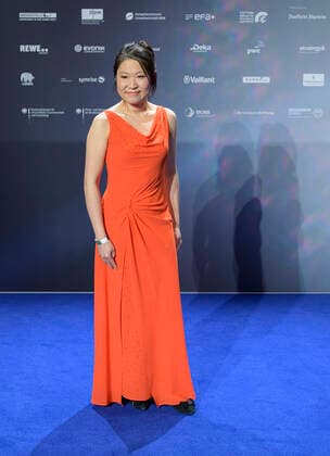 Tianwa YANG, Violinistin Verleihung Deutscher Nachhaltigkeitspreis am 02.12.2022 in Duesseldorf Deutschland.