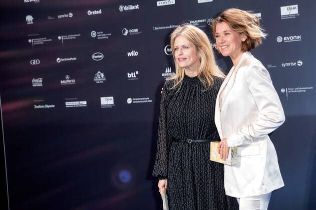 Deutscher Nachhaltigkeitspreis 2022 Miriam Lahnstein und Kerstin Landsmann auf dem roten Teppich bei der Verleihung des Deutschen Nachhaltigkeitspreises im Maritim Hotel in Düsseldorf. Copyright: xEventpressxGolejewskix