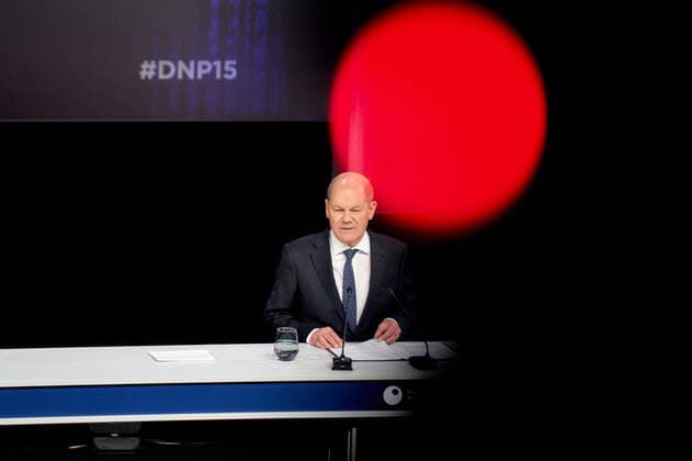 Deutscher Nachhaltigkeitspreis 2022 Bundeskanzler Olaf Scholz bei der Verleihung des Deutschen Nachhaltigkeitspreises im Maritim Hotel in Düsseldorf. Copyright: xEventpressxGolejewskix