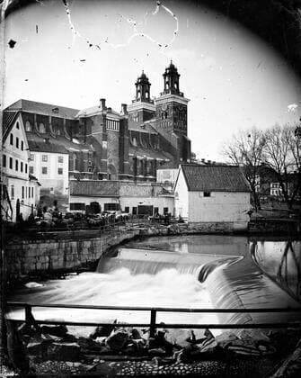 RECORD DATE NOT STATED Uppsala Cathedral and Akademikvarnen at Kvarnfall, Uppsala before 1885. Uppsala Cathedral and Akademikvarnen at Kvarnfall, Uppsala Before 1885 Copyright: xpiemagsx upplpie13012022-6340 !ACHTUNG AUFNAHMEDATUM GESCHÄTZT!