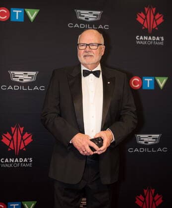 December 3, 2022, TORONTO, ON, CANADA: Peter Mansbridge, poses for a photograph on the red carpet for the 2022 Canada™s Walk of Fame Gala in Toronto, on Saturday, December 3, 2022. TORONTO CANADA  - ZUMAc35_ 20221203_zaf_c35_155 Copyright: xTijanaxMartinx