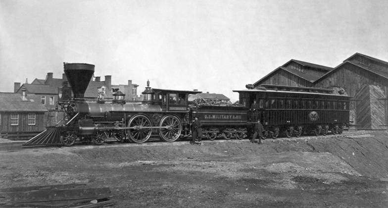 A United States Military Railroad (USMR) locomotive W.H. Whiton, and the president s rail car, Alexandria, Virginia, 1865. USMR was established by the US War Department as a separate agency to operate any rail lines seized by the government during the American Civil War, and President Abraham Lincoln was granted the authority to seize control of the railroads and telegraph for military use in January 1862. model released Copyright: VernonxLewisxGallery StocktrekxImages JPA500672A