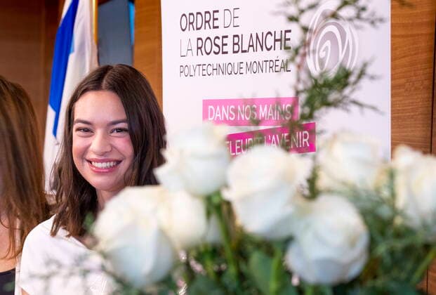 December 5, 2022, Montreal, PQ, Canada: Sophia Roy, a Quebec environmental engineering student, smiles after receiving the Order of the White Rose scholarship in Montreal, on Monday, December 5, 2022. Montreal Canada  - ZUMAc35_ 20221205_zaf_c35_029 Copyright: xPaulxChiassonx