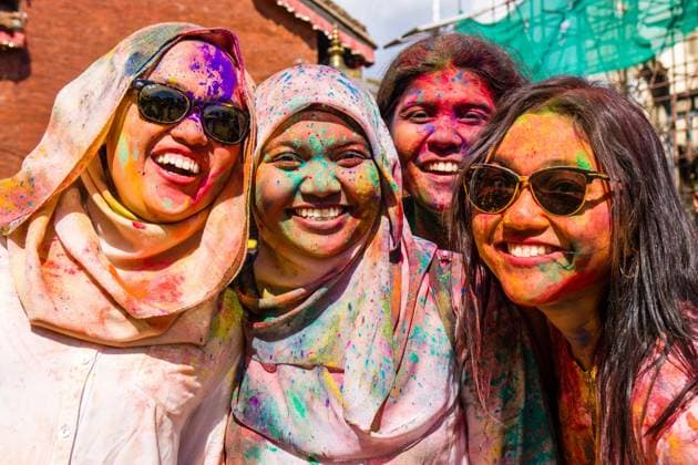 Portraits of young people, smeared with color, are celebrating the Holi Festival Kathmandu Kathmandu Nepal Reise FB_2017_2484